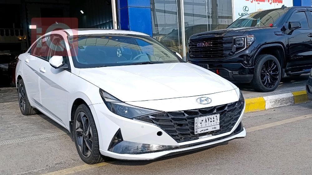 هیوندای ئەلەنترا